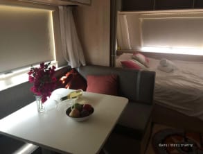 קרוואן%20עם%20חיוך%20,%20אודם